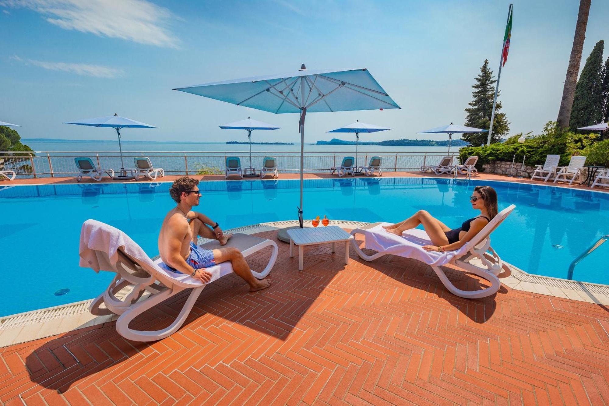 Hotel Villa Florida & Suite Apartments Gardone Riviera Zewnętrze zdjęcie